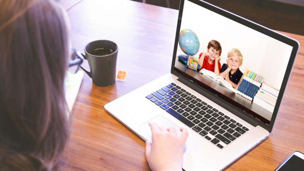 Digital Marketing Strategies for E-learning Course